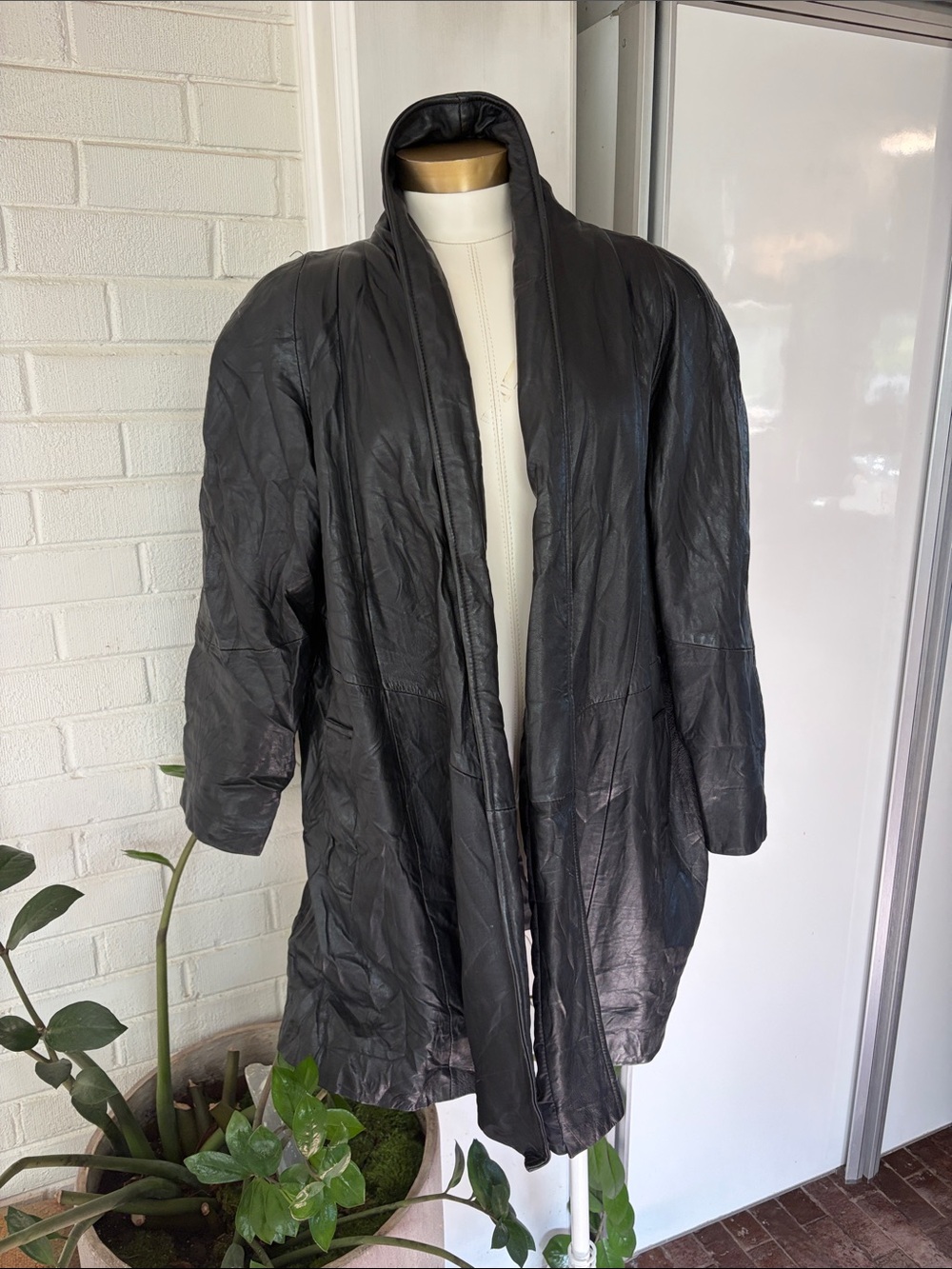 Vintage oversized, leather swing coat